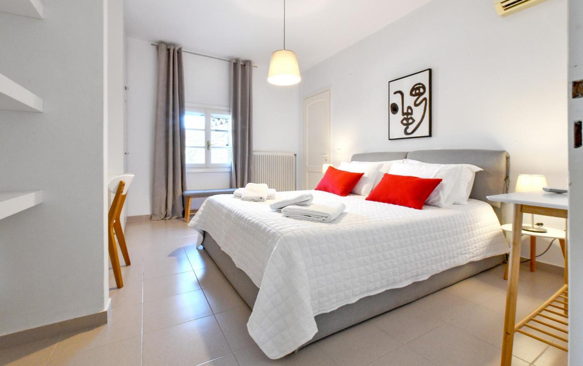 Amazing 2 Bedroom Apartment Overlooking The Marina Of Vourkari Luaran gambar